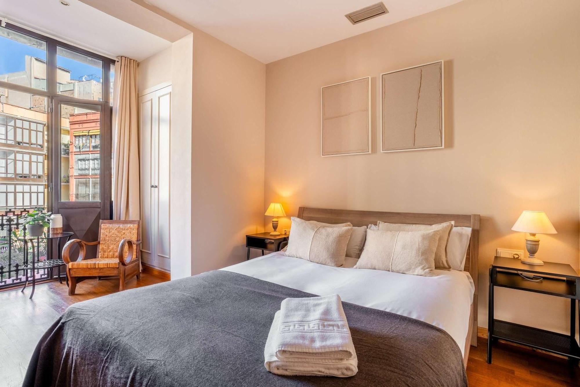 Elegant 3-Bedroom Apartment In The Heart Of Bcn バルセロナ エクステリア 写真
